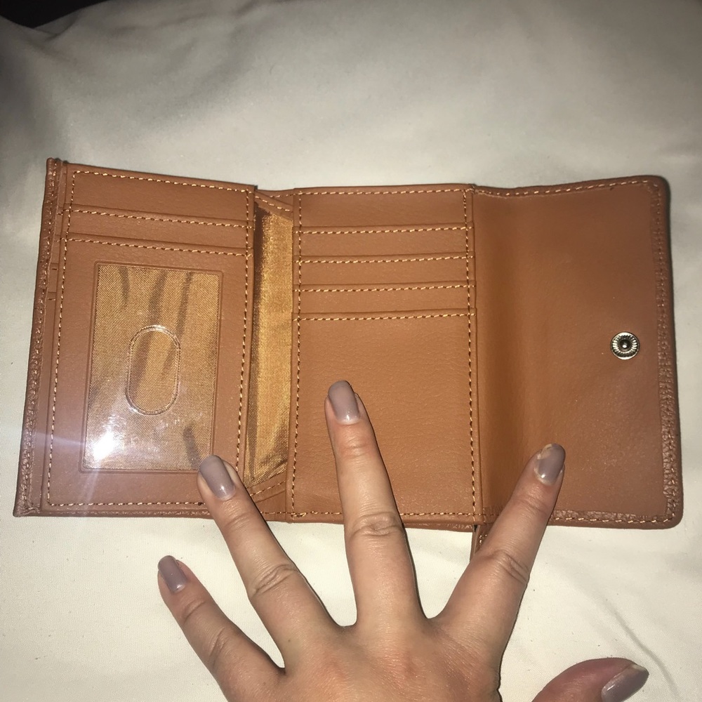 Wallet - Picture 4 of 6